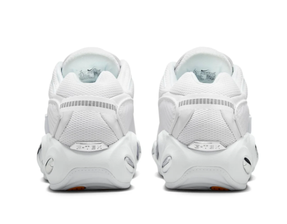 Nike x NOCTA Glide 'White/Chrome' - Sneakers (DM0879-100)