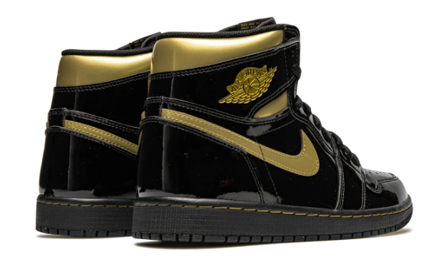 Air Jordan 1 Retro High OG 'Black Metallic Gold' Sneaker