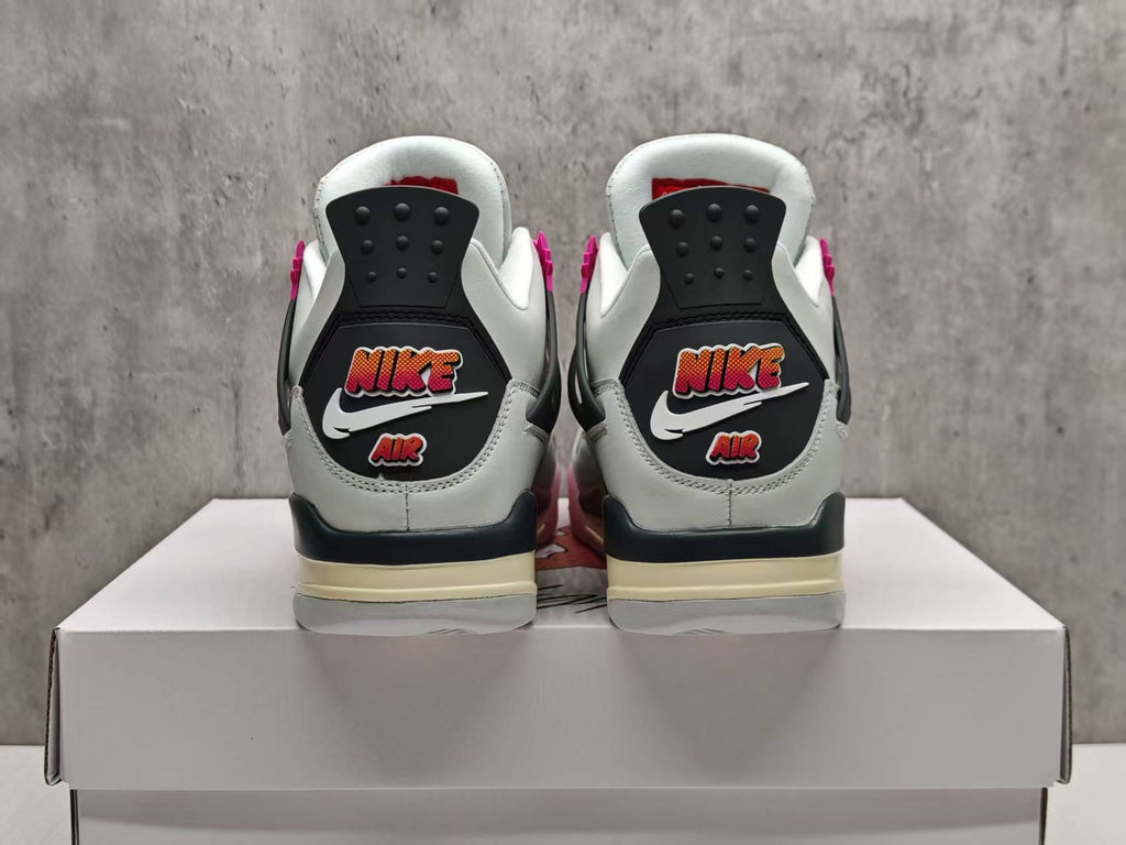 Air Jordan 4 Retro "Comic"