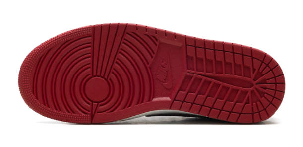 Air Jordan 1 Retro Low OG 'Chicago' Sneaker