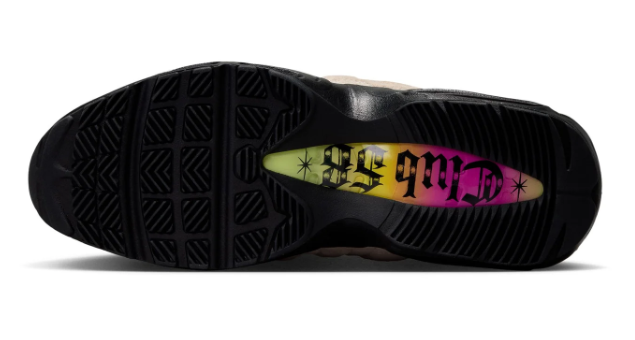Nike SB Air Max 95 'Club 58' - Sail/Black-Laser Orange (IQ8395-100)